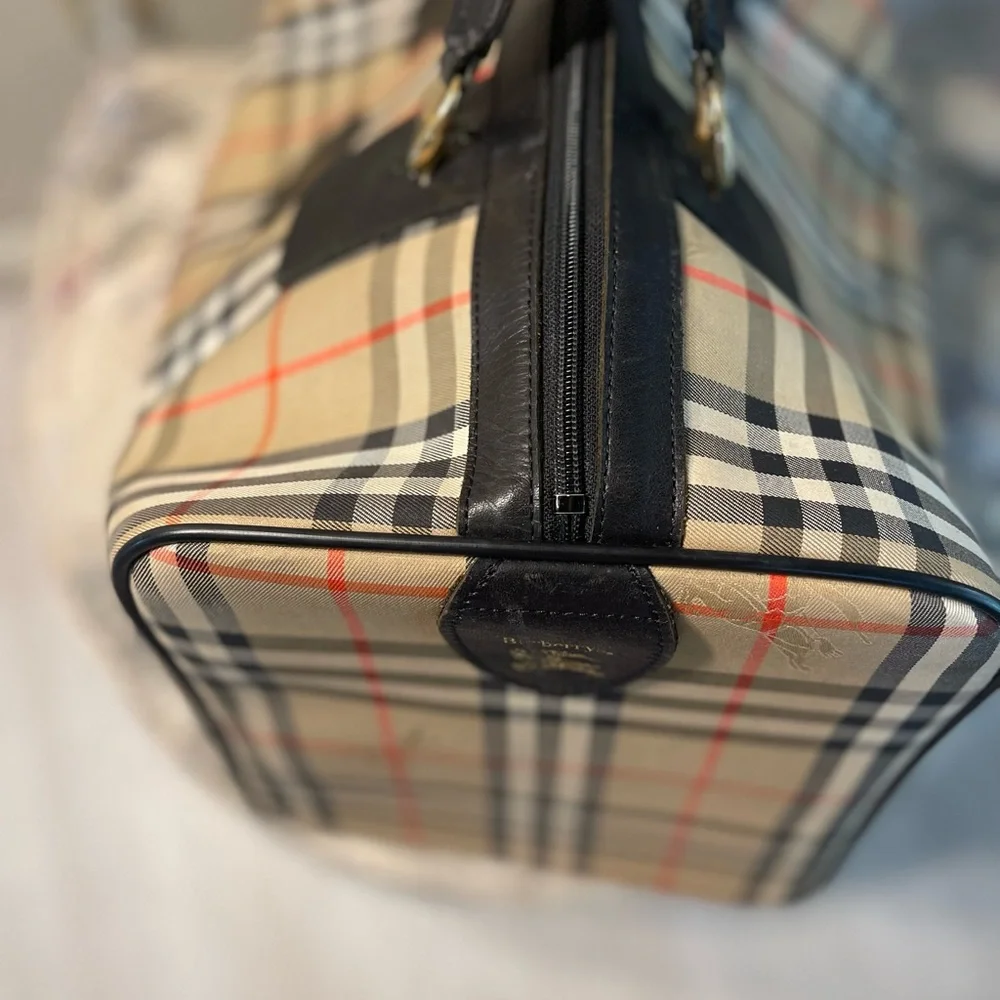 Burberry Tan and Black Check Shoulder Bag - Picture 7 of 10